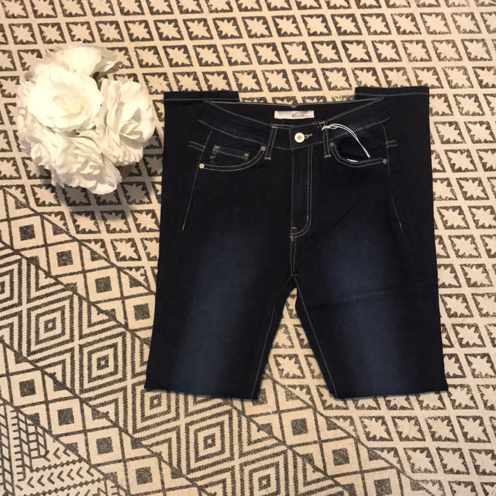 Store Closing‼️ Basic Dark High Rise Skinny Jeans - Picture 6 of 9